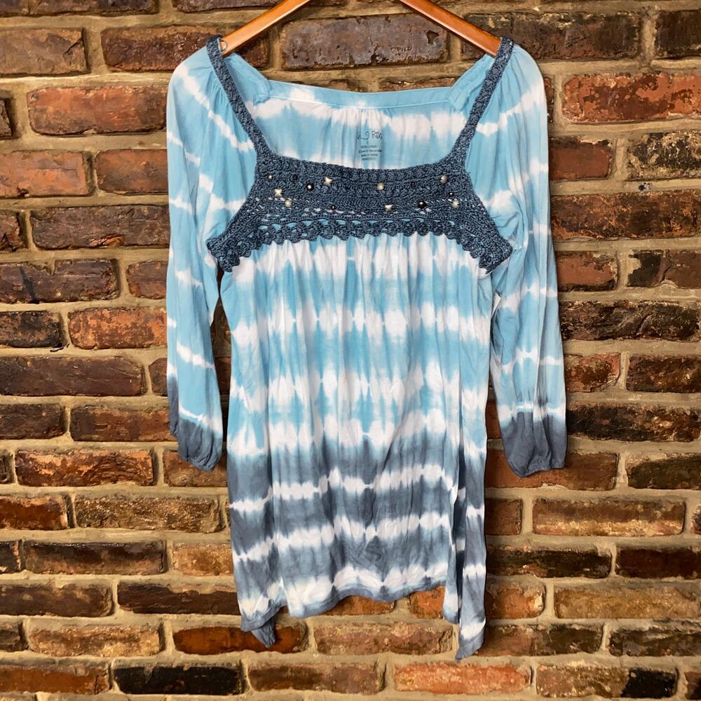 NWT RXB Blue Tie Dye Crochet Embroidered Long Sleeve Top Women's Size Small